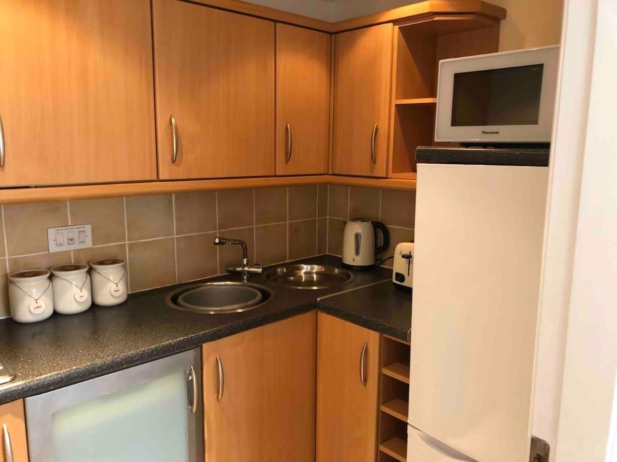 Lovely 1-Bed House In Stirling Extérieur photo